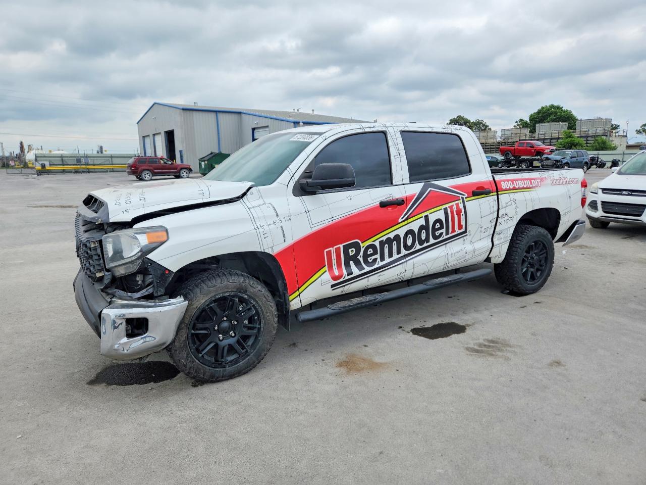 2021 TOYOTA TUNDRA SR5 grade