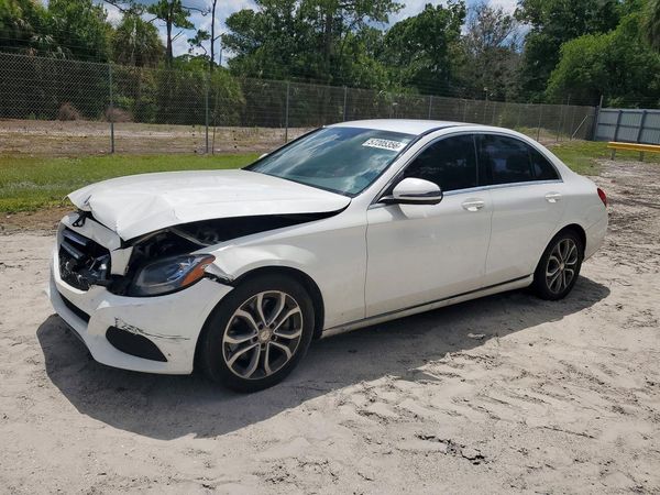 2016 MERCEDES-BENZ C C300