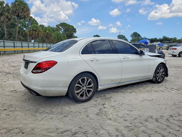 2016 MERCEDES-BENZ C C300