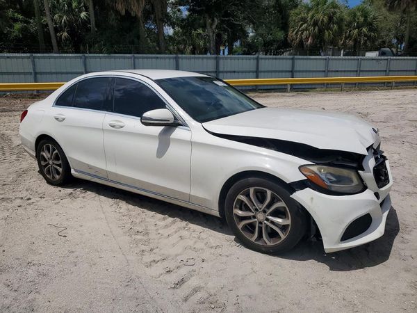 2016 MERCEDES-BENZ C C300