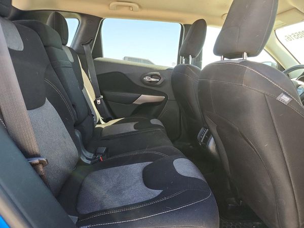 2017 JEEP CHEROKEE Sport