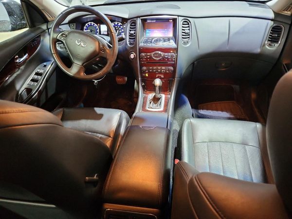 2017 INFINITI QX50
