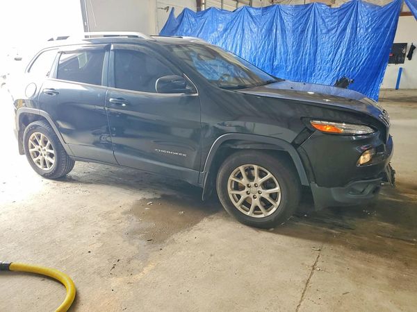 2016 JEEP CHEROKEE LATITUDE 4X4
