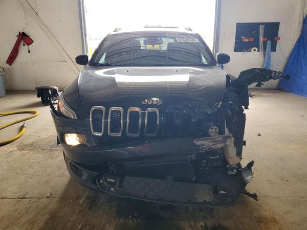 2016 JEEP CHEROKEE LATITUDE 4X4