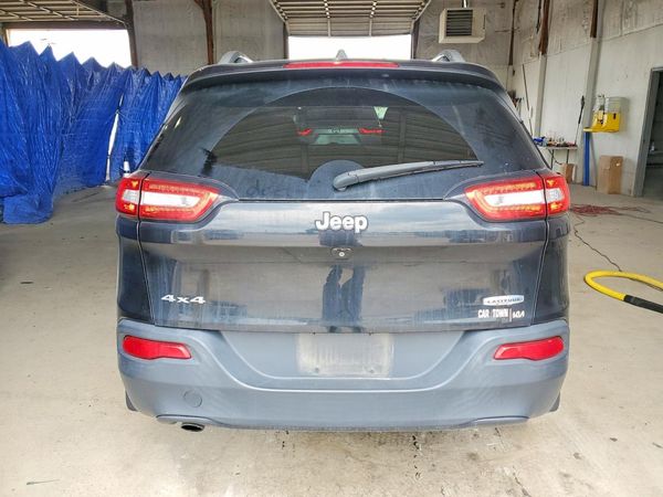 2016 JEEP CHEROKEE LATITUDE 4X4