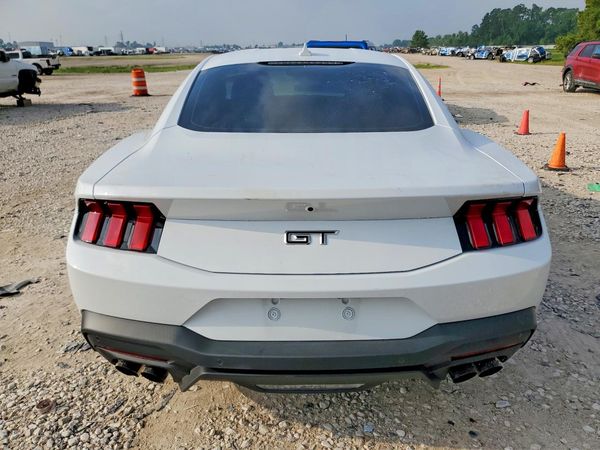2026 FORD MUSTANG