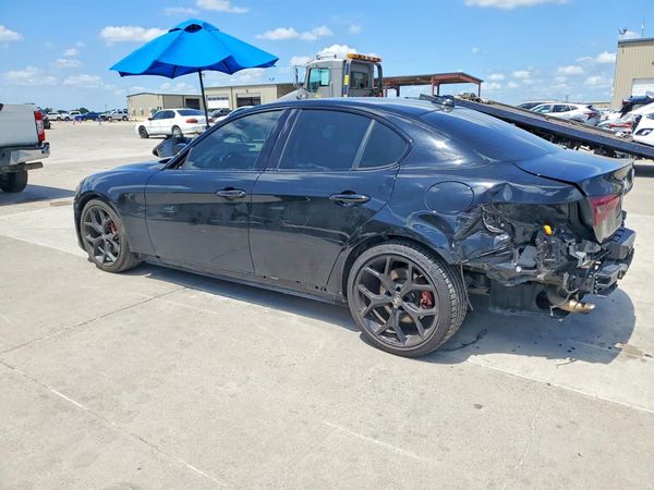 2019 ALFA ROMEO GIULIA RWD
