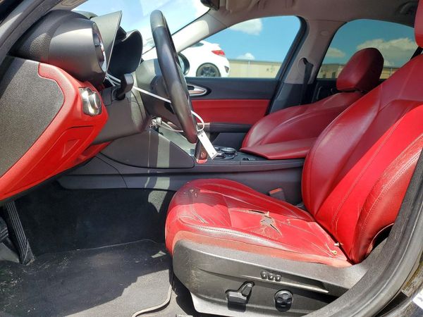 2019 ALFA ROMEO GIULIA RWD