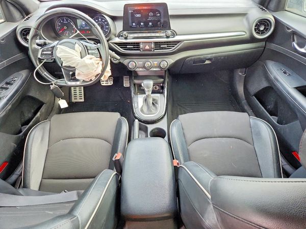 2021 KIA FORTE GT Line