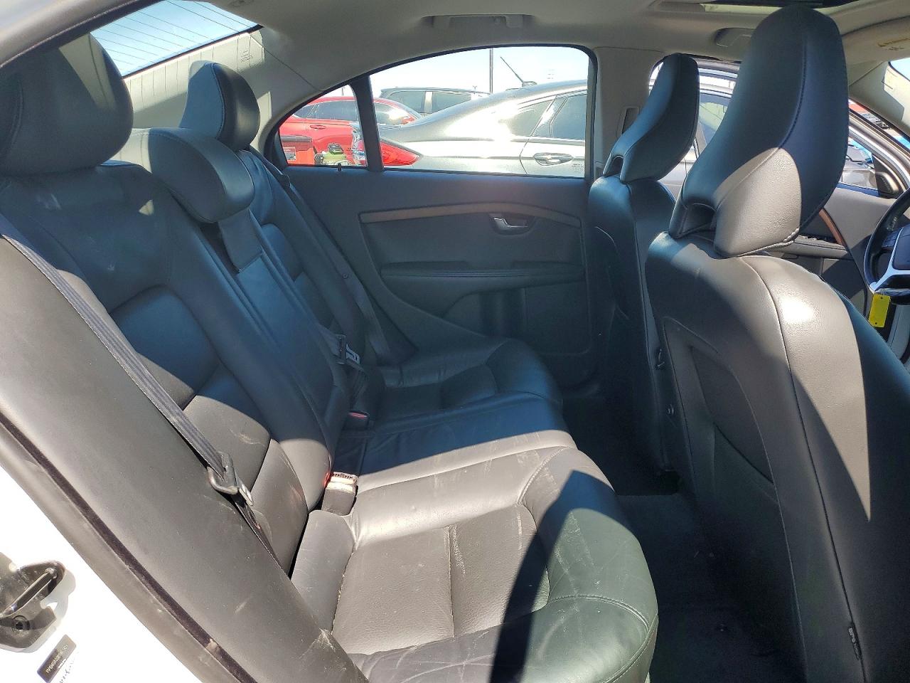 2011 VOLVO S80