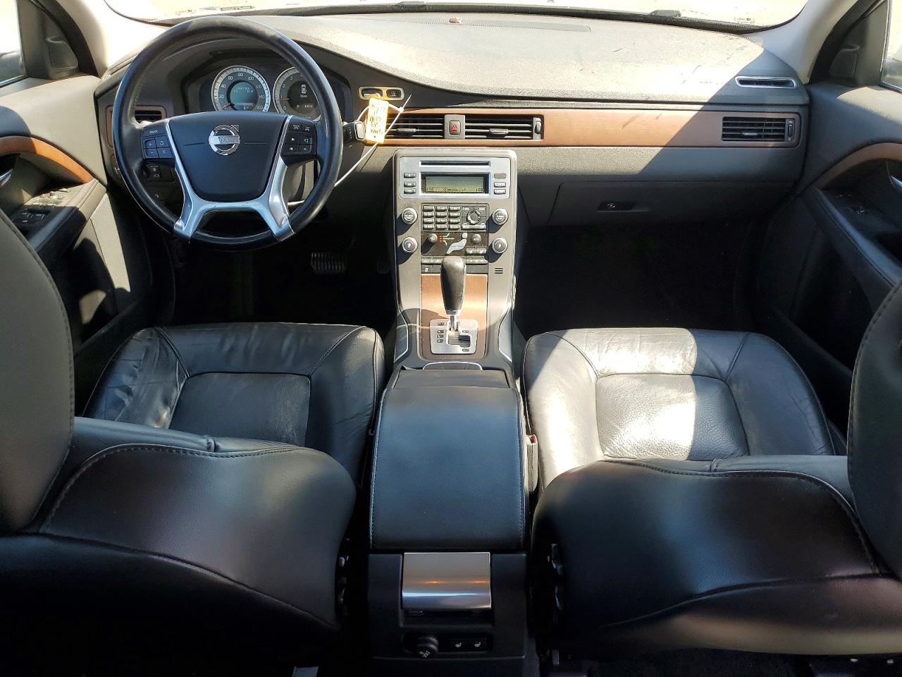 2011 VOLVO S80