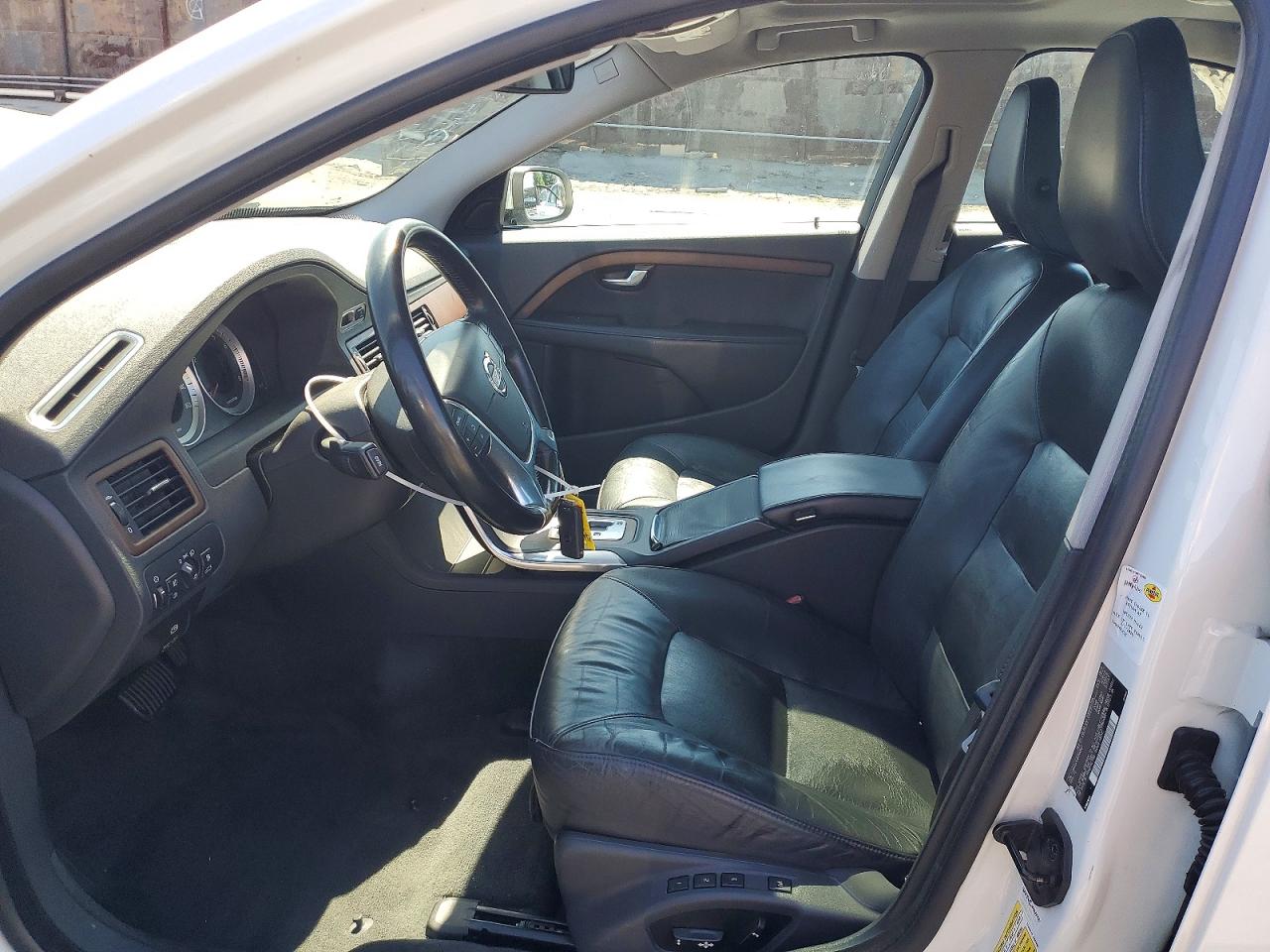 2011 VOLVO S80