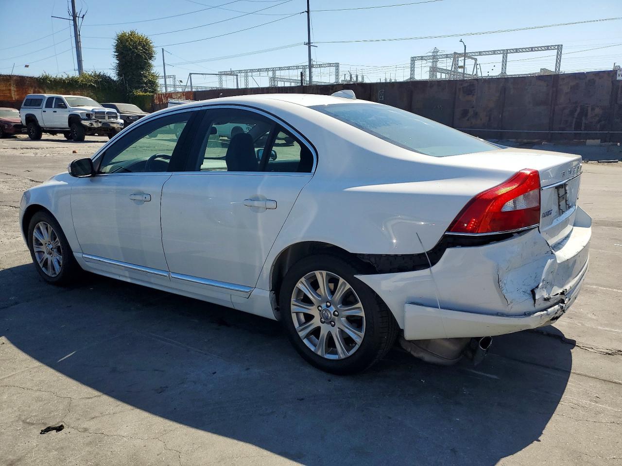 2011 VOLVO S80