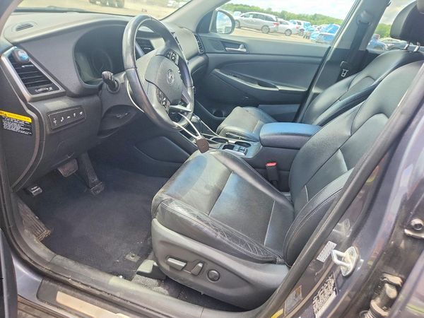 2018 HYUNDAI TUCSON