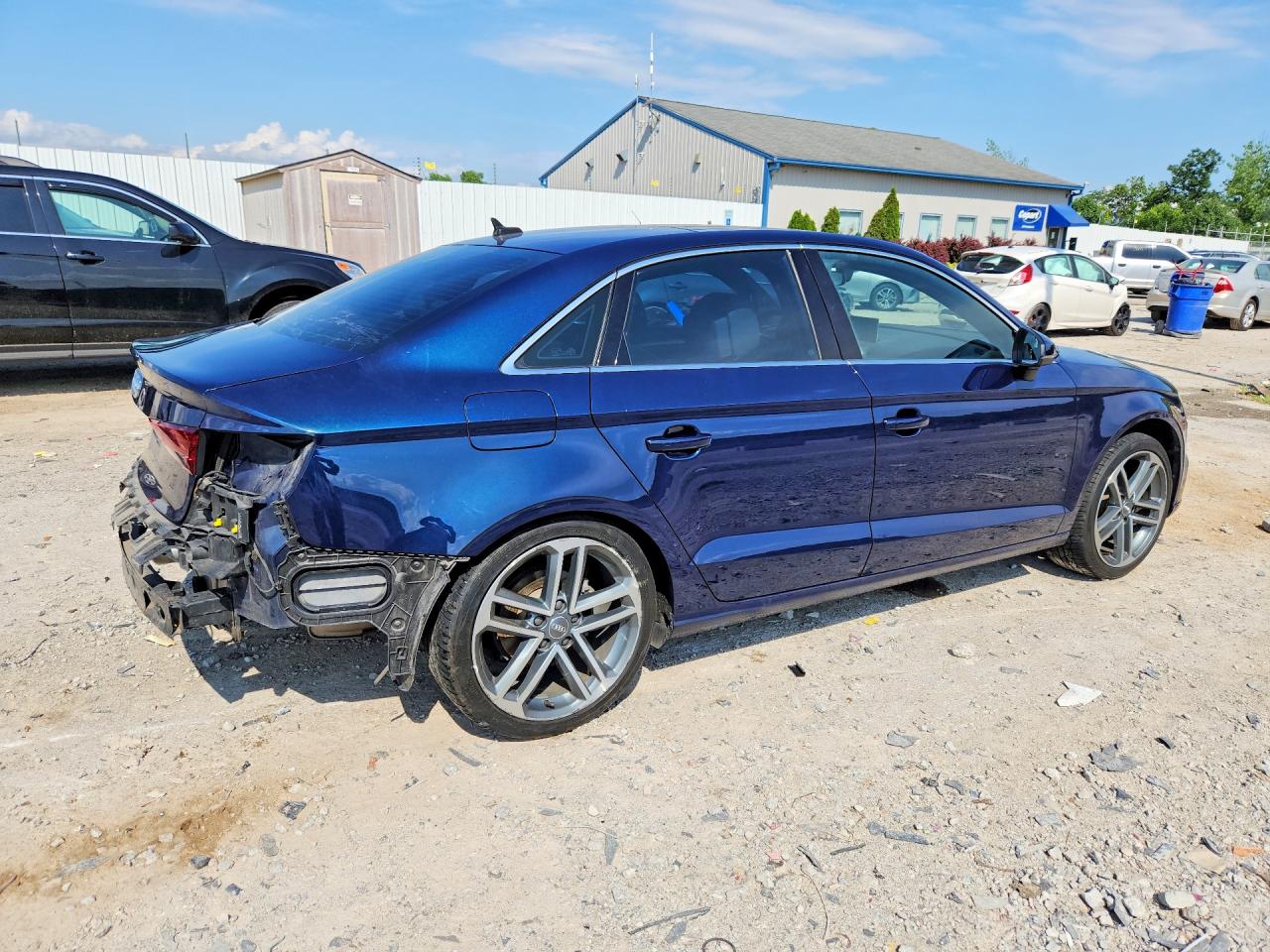 2019 AUDI A3 Premium, Titanium