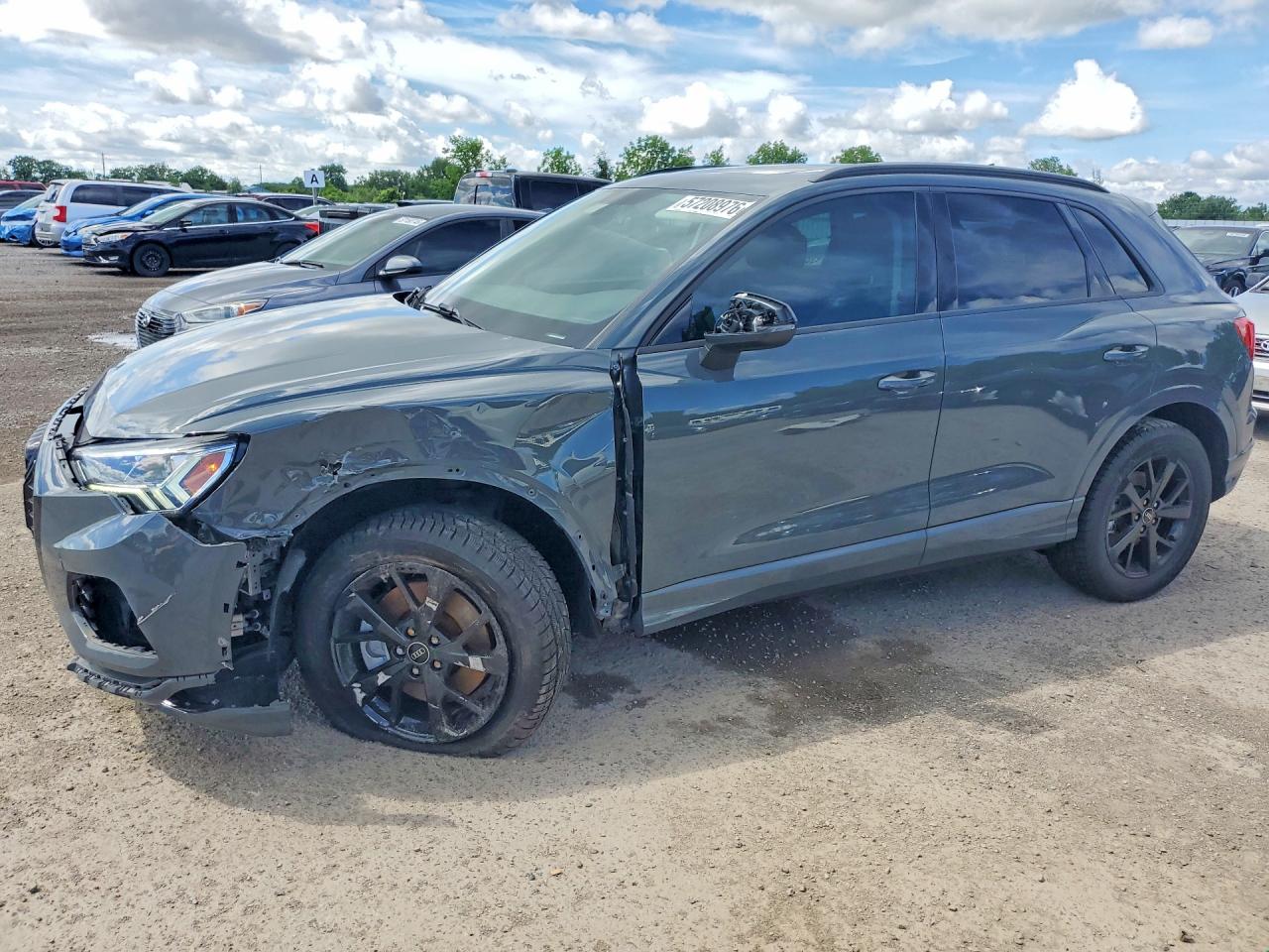 2022 AUDI Q3