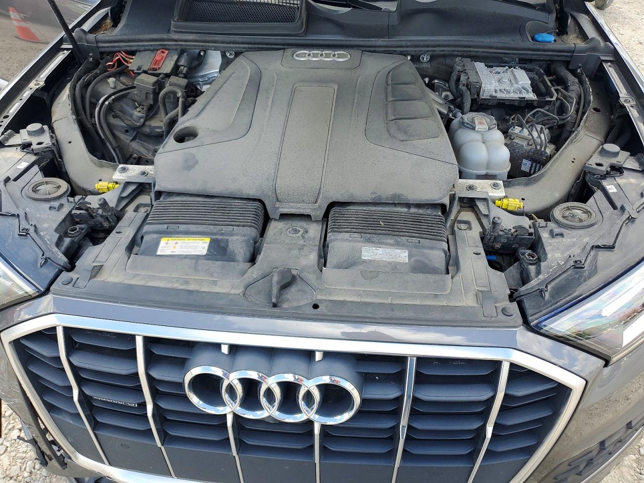 2021 AUDI Q7 quattro Premium