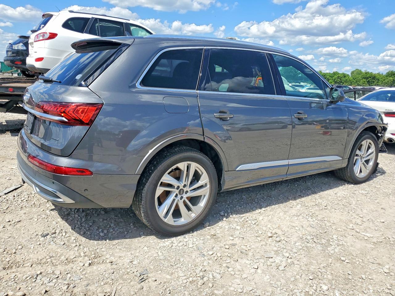 2021 AUDI Q7 quattro Premium