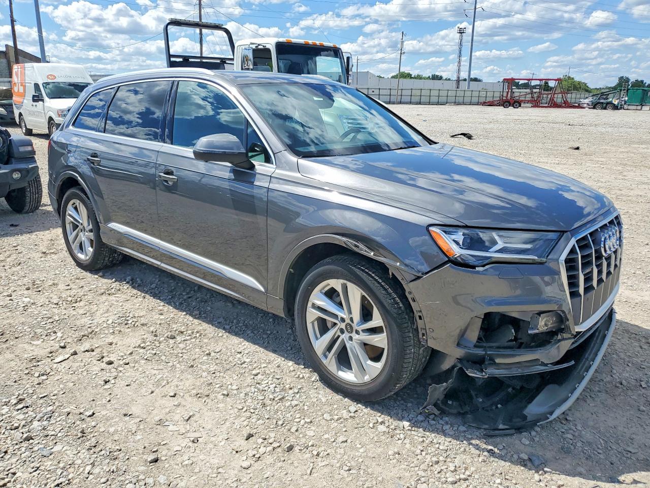 2021 AUDI Q7 quattro Premium
