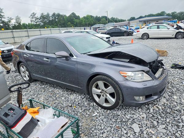 2012 LEXUS LS 460