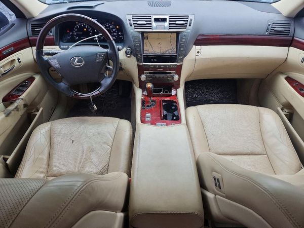 2012 LEXUS LS 460