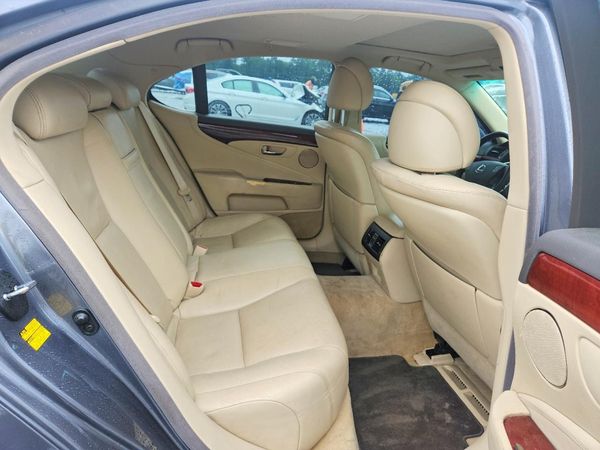 2012 LEXUS LS 460