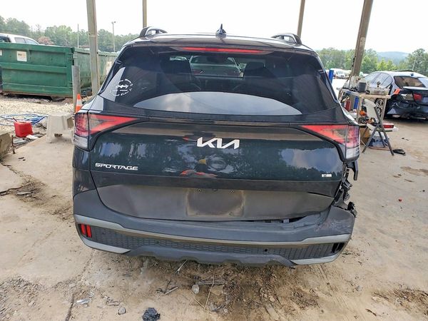 2023 KIA SPORTAGE X-LINE