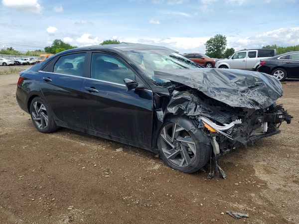 2024 HYUNDAI ELANTRA SEL w/ Convenience Pkg
