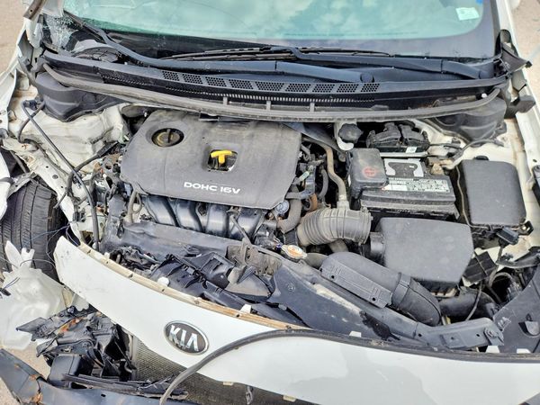 2017 KIA FORTE LX Base