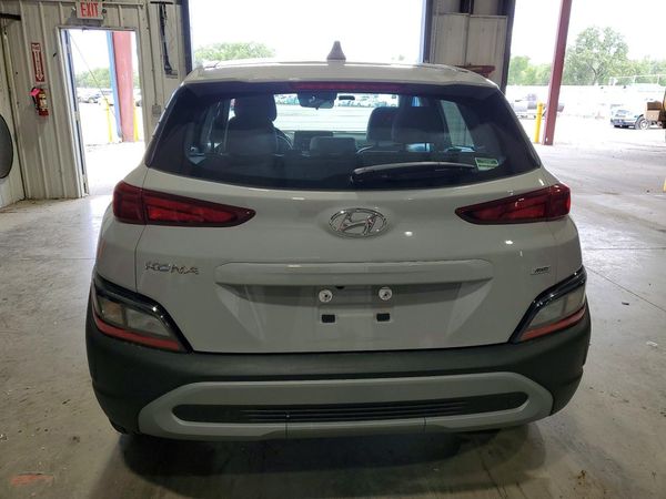 2023 HYUNDAI KONA SE