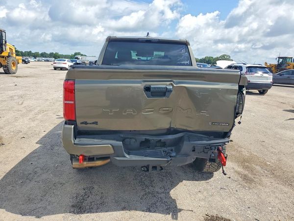 2025 TOYOTA TACOMA