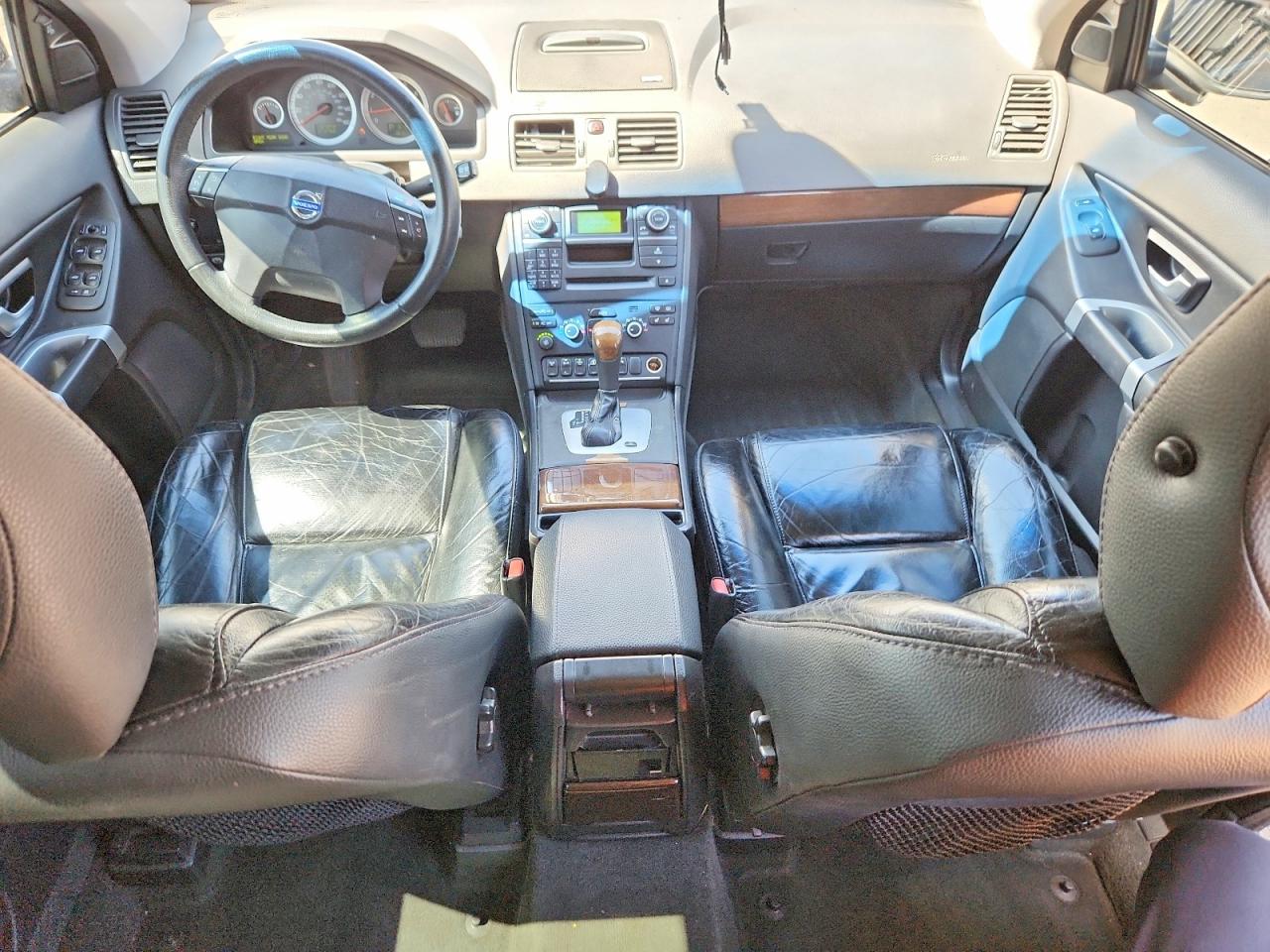 2012 VOLVO XC90