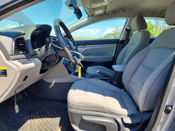 2017 HYUNDAI ELANTRA