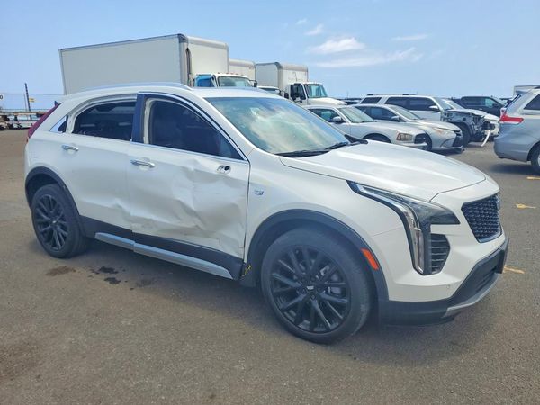 2021 CADILLAC XT4 Premium Luxury