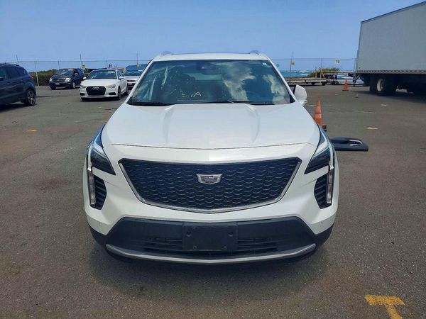 2021 CADILLAC XT4 Premium Luxury
