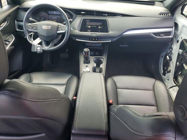 2021 CADILLAC XT4 Premium Luxury