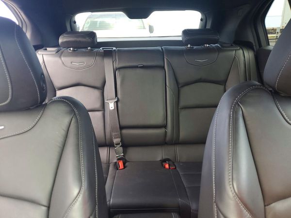 2021 CADILLAC XT4 Premium Luxury