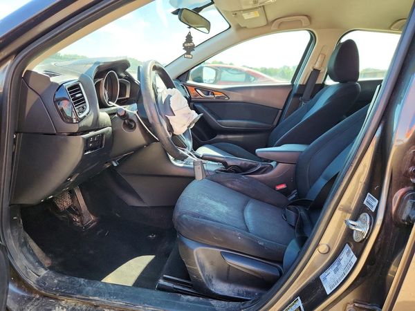 2016 MAZDA 3