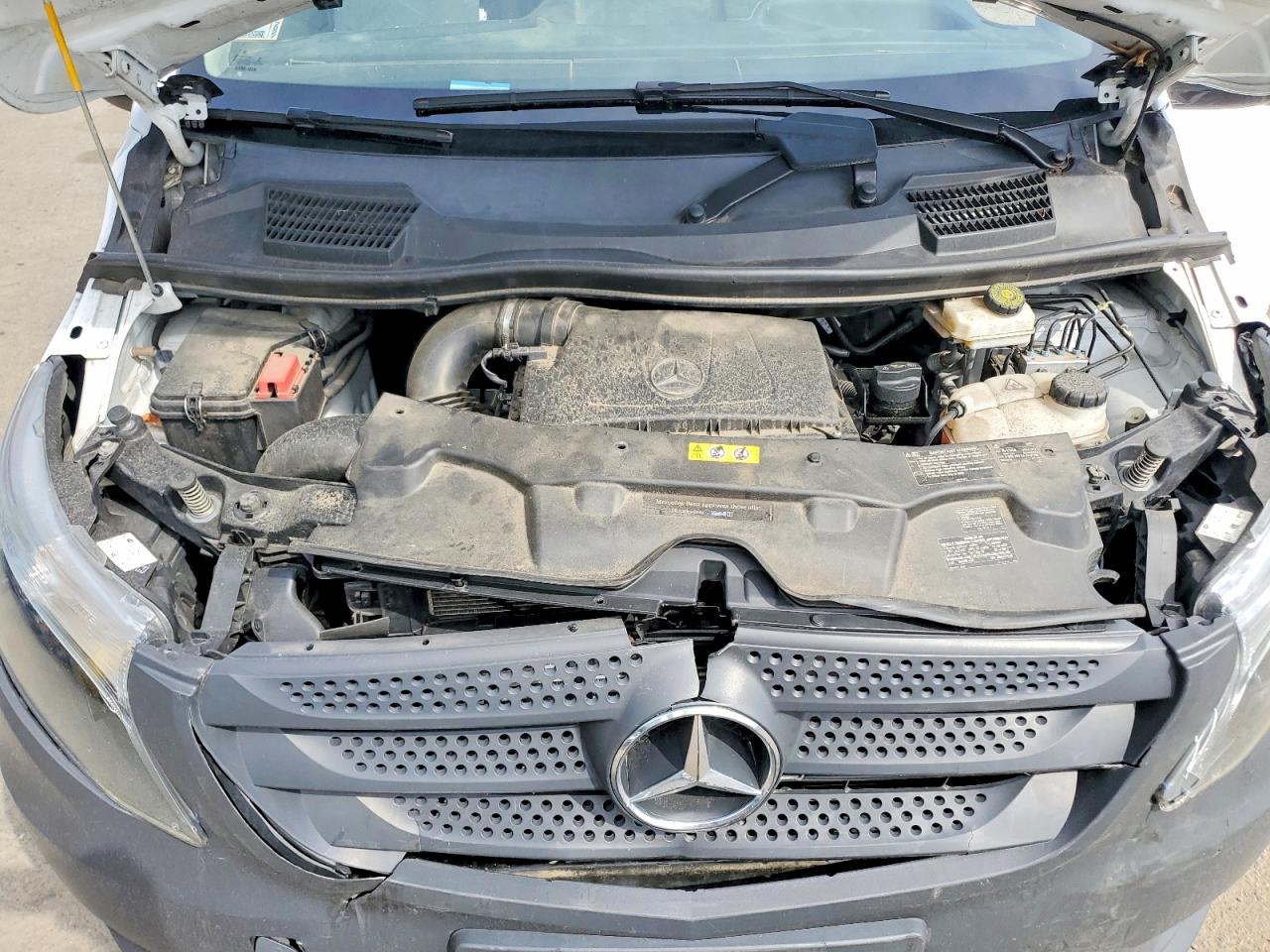 2018 MERCEDES-BENZ METRIS