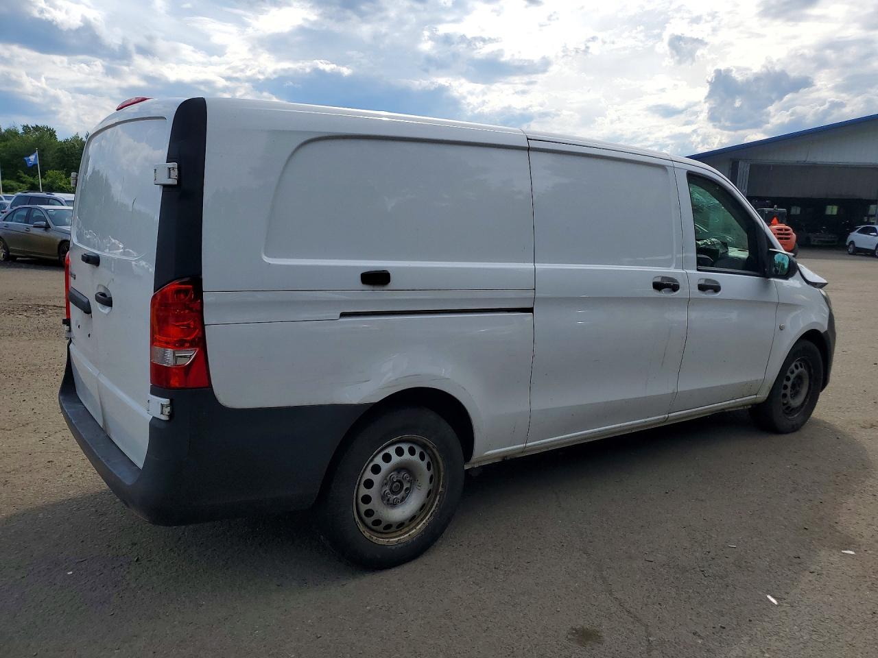 2018 MERCEDES-BENZ METRIS