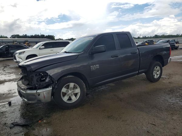 2024 RAM 1500 CLASSIC SLT / Warlock