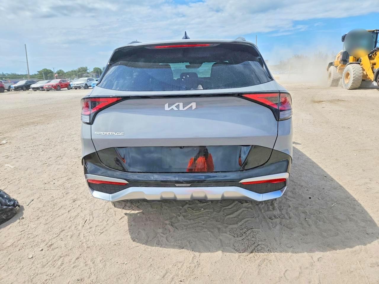 2025 KIA SPORTAGE SX