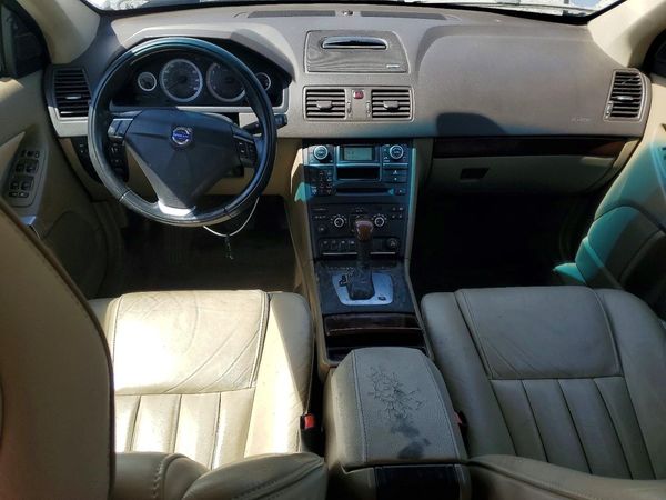 2013 VOLVO XC90