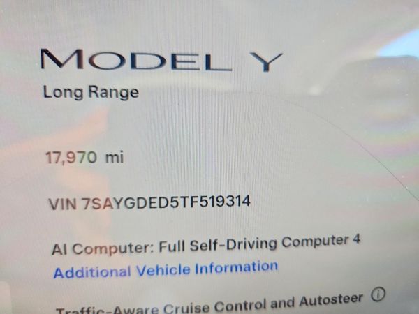 2026 TESLA MODEL Y