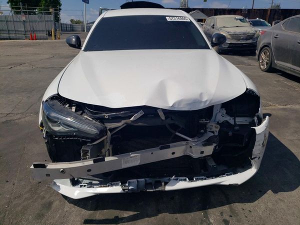 2019 ALFA ROMEO GIULIA RWD