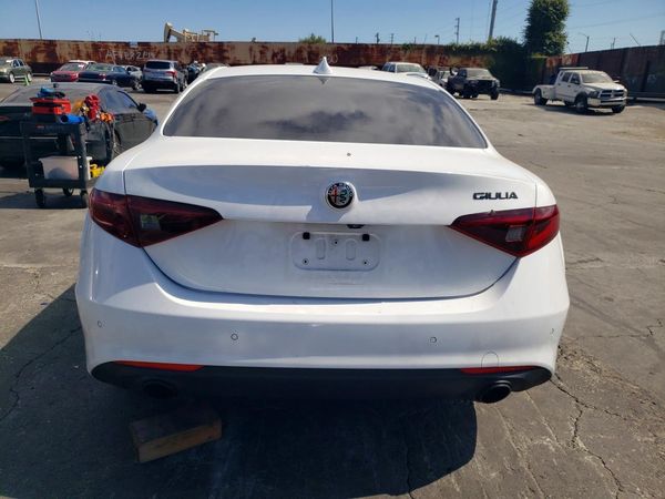 2019 ALFA ROMEO GIULIA RWD