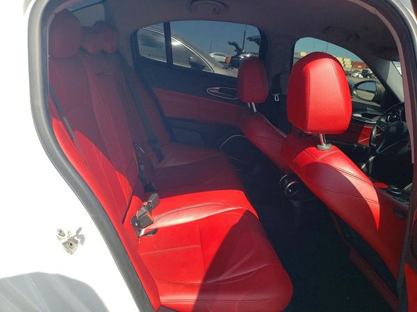 2019 ALFA ROMEO GIULIA RWD