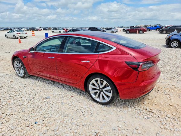 2018 TESLA MODEL 3