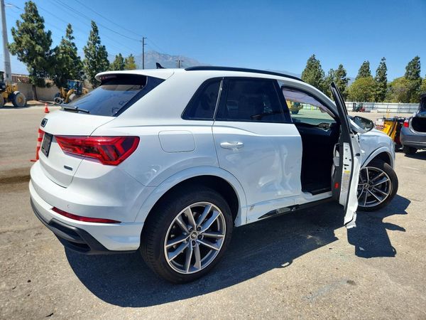 2023 AUDI Q3