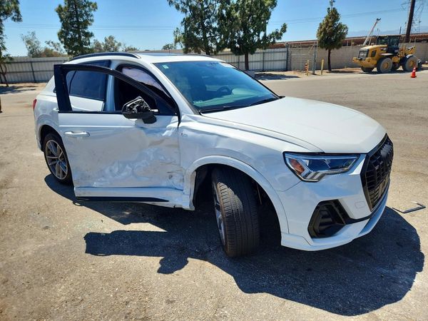 2023 AUDI Q3
